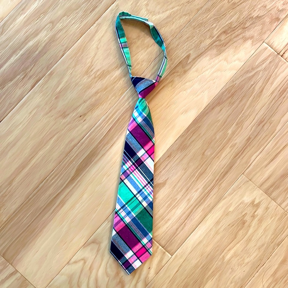 Gymboree Tie like NEW
